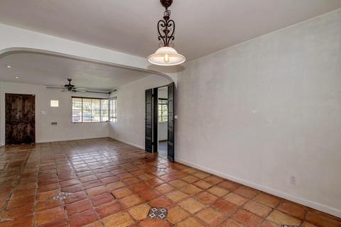 2504 E Heatherbrae Dr, Phoenix, AZ 85016 photo 6