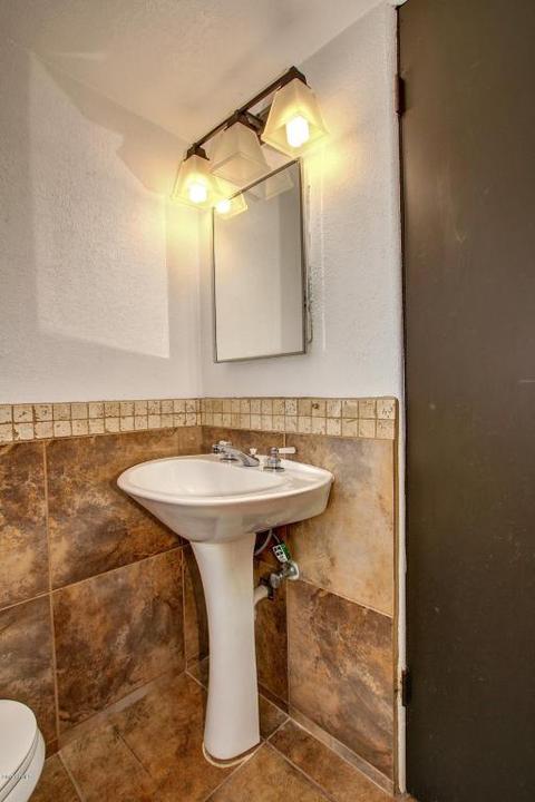 2504 E Heatherbrae Dr, Phoenix, AZ 85016 photo 22