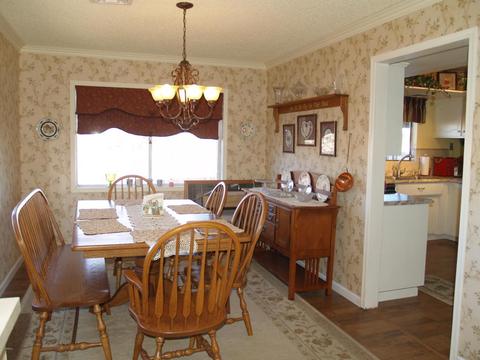 545 E Courtney Ln, Globe, AZ 85501 photo 8