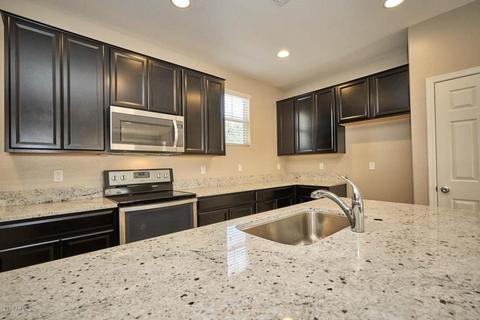 898 S Pheasant Dr, Gilbert, AZ 85296 photo 9