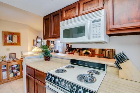 1352 E Highland Ave #213, Phoenix, AZ 85014 photo 6