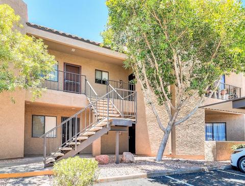 1352 E Highland Ave #213, Phoenix, AZ 85014 photo 2