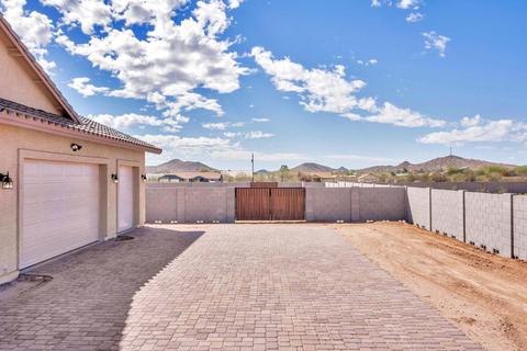 35 W Cloud Rd, Phoenix, AZ 85086 photo 3
