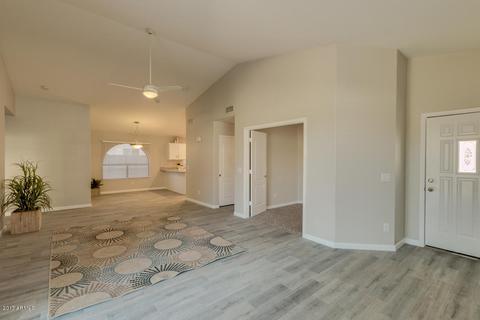 661 E Devon Dr, Gilbert, AZ 85296 photo 4
