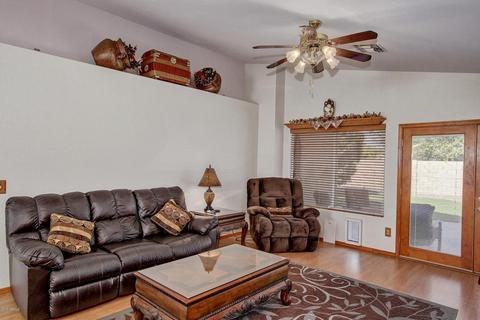 1986 S Ash St, Gilbert, AZ 85233 photo 3