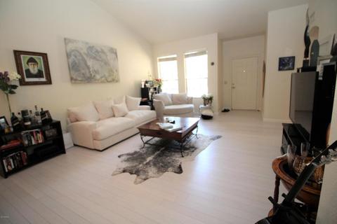 801 E Linda Ln, Gilbert, AZ 85234 photo 4