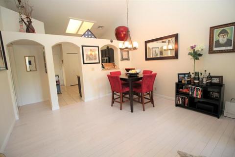 801 E Linda Ln, Gilbert, AZ 85234 photo 6