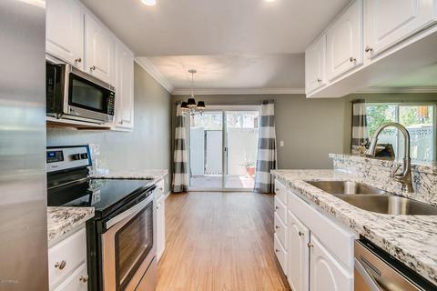 702 E Joan D Arc Ave, Phoenix, AZ 85022 photo 9
