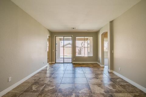 6896 S Crestview Dr, Gilbert, AZ 85298 photo 10