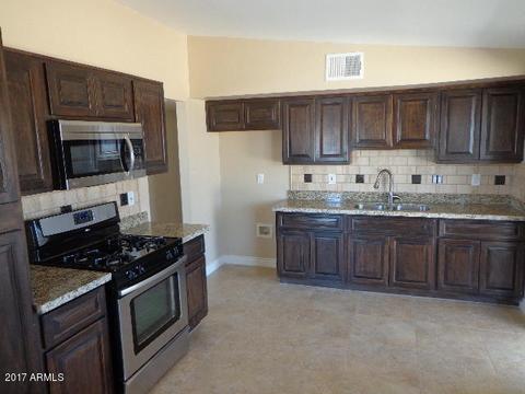 831 E Carter Rd, Phoenix, AZ 85042 photo 4