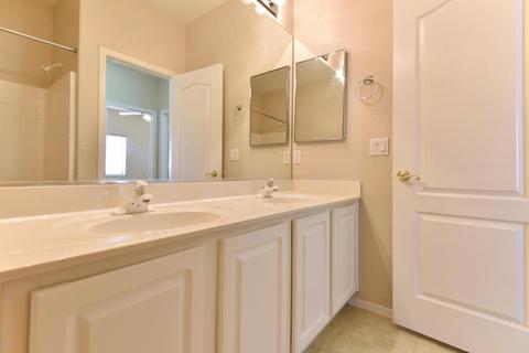 1458 E Black Diamond Dr, Gilbert, AZ 85296 photo 18