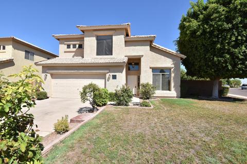 1458 E Black Diamond Dr, Gilbert, AZ 85296 photo 1