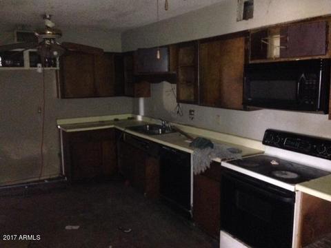 6308 W Avalon Dr, Phoenix, AZ 85033 photo 4