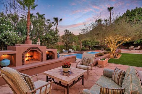 4461 E Horseshoe Rd, Phoenix, AZ 85028 photo 1