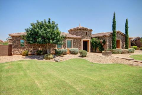 2858 E Latham Way, Gilbert, AZ 85297 photo 4
