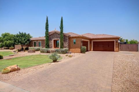 2858 E Latham Way, Gilbert, AZ 85297 photo 3