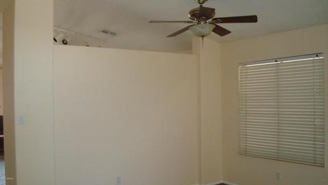 504 E Cantebria Dr, Gilbert, AZ 85296 photo 2