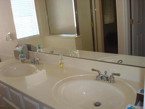 504 E Cantebria Dr, Gilbert, AZ 85296 photo 34