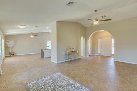 4019 E Taro Ln, Phoenix, AZ 85050 photo 13