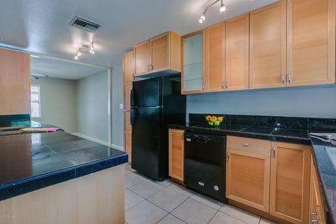 3018 E Cheery Lynn Rd, Phoenix, AZ 85016 photo 3