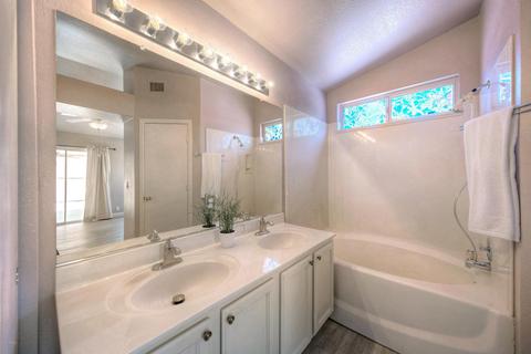 3230 E Behrend Dr, Phoenix, AZ 85050 photo 8