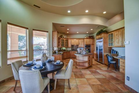 945 Elgin St, Gilbert, AZ 85295 photo 8