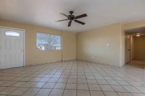7425 W Devonshire Ave, Phoenix, AZ 85033 photo 3