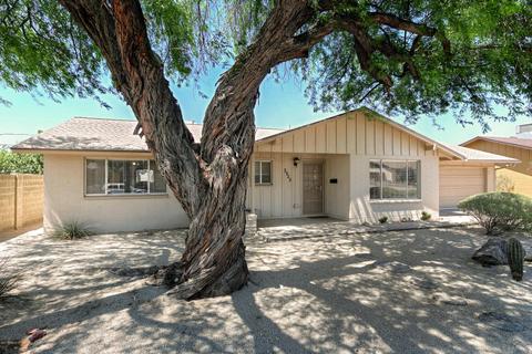 3922 E Sahuaro Dr, Phoenix, AZ 85028 photo 1