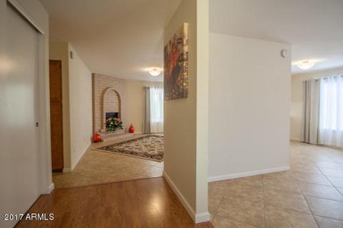 1914 E Crocus Dr, Phoenix, AZ 85022 photo 4