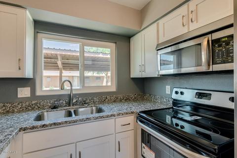2605 E Oakleaf Dr, Tempe, AZ 85288 photo 4