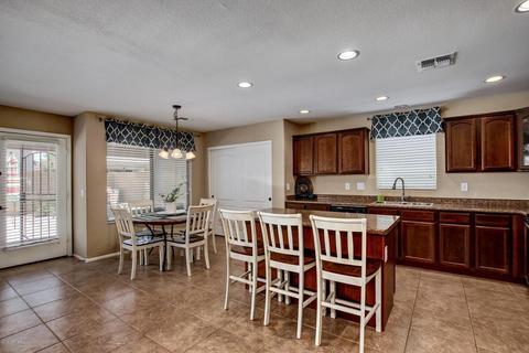 4142 E Sandy Way, Gilbert, AZ 85297 photo 11