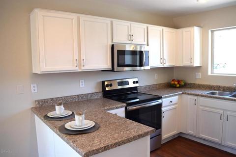 866 S Buena Vista Dr, Apache Junction, AZ 85120 photo 3