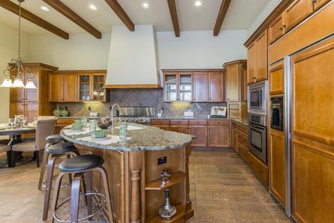 8240 E Teton Cir, Mesa, AZ 85207 photo 4