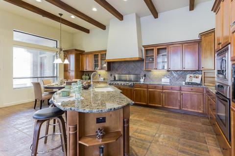 8240 E Teton Cir, Mesa, AZ 85207 photo 3