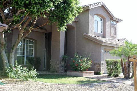3231 E Behrend Dr, Phoenix, AZ 85050 photo 2
