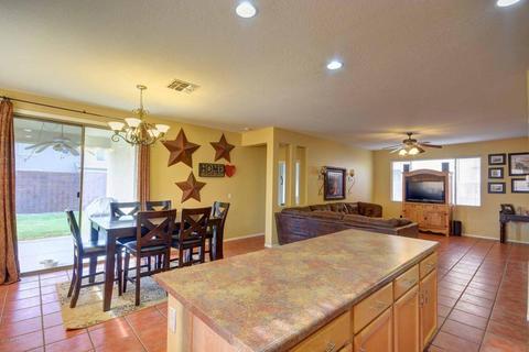 3312 E Powell Ct, Gilbert, AZ 85298 photo 4