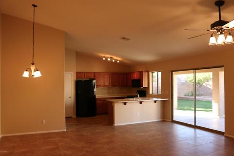 7946 W Whyman Ave, Phoenix, AZ 85043 photo 4