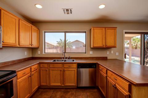 10312 E Capri Ave, Mesa, AZ 85208 photo 9