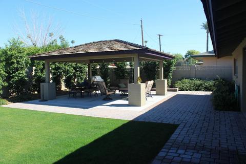 210 E Winter Dr, Phoenix, AZ 85020 photo 4