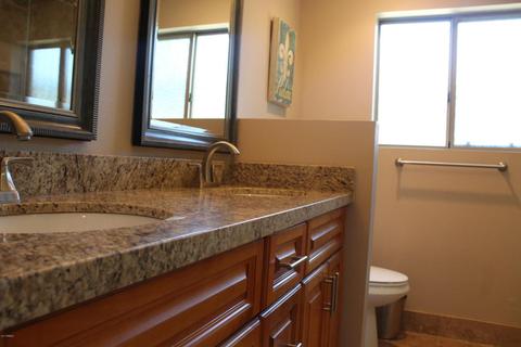 210 E Winter Dr, Phoenix, AZ 85020 photo 30