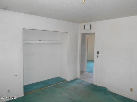 2243 E Des Moines Cir, Mesa, AZ 85213 photo 9