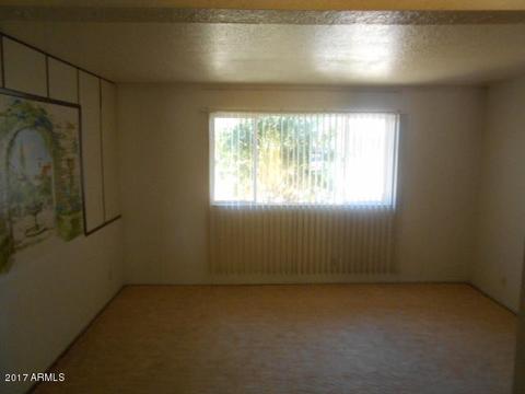 2243 E Des Moines Cir, Mesa, AZ 85213 photo 3