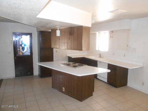 2243 E Des Moines Cir, Mesa, AZ 85213 photo 5