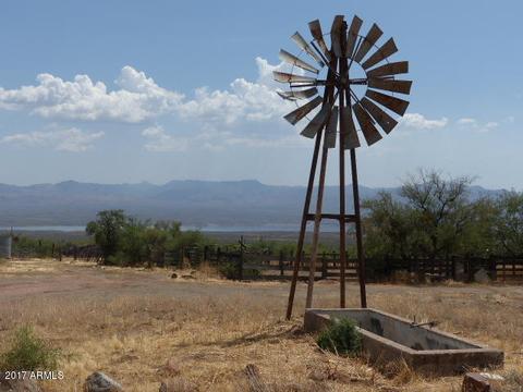 679 W A Cross Rd, Globe, AZ 85501 photo 4