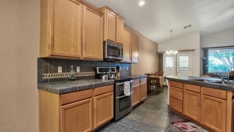 3246 E Maldonado Dr, Phoenix, AZ 85042 photo 17