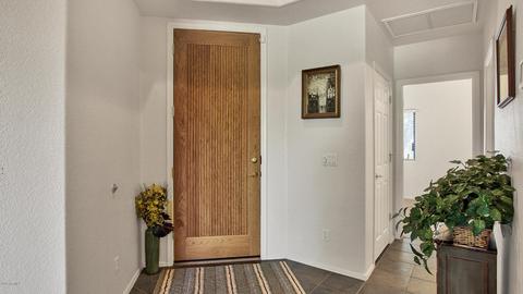 3246 E Maldonado Dr, Phoenix, AZ 85042 photo 9