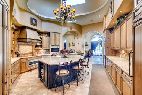 4443 E Michelle Dr, Phoenix, AZ 85032 photo 5