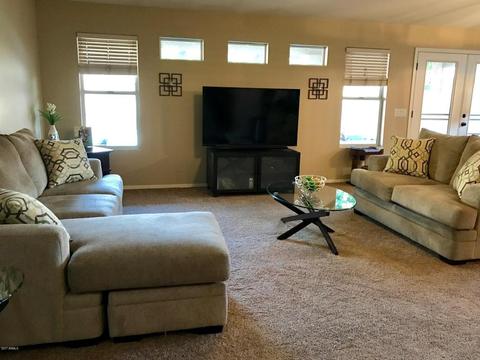 241 E Gail Ct, Gilbert, AZ 85296 photo 4