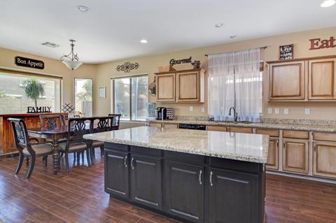 974 E Stottler Ct, Gilbert, AZ 85296 photo 4