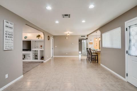 2843 E Cannon Dr, Phoenix, AZ 85028 photo 5